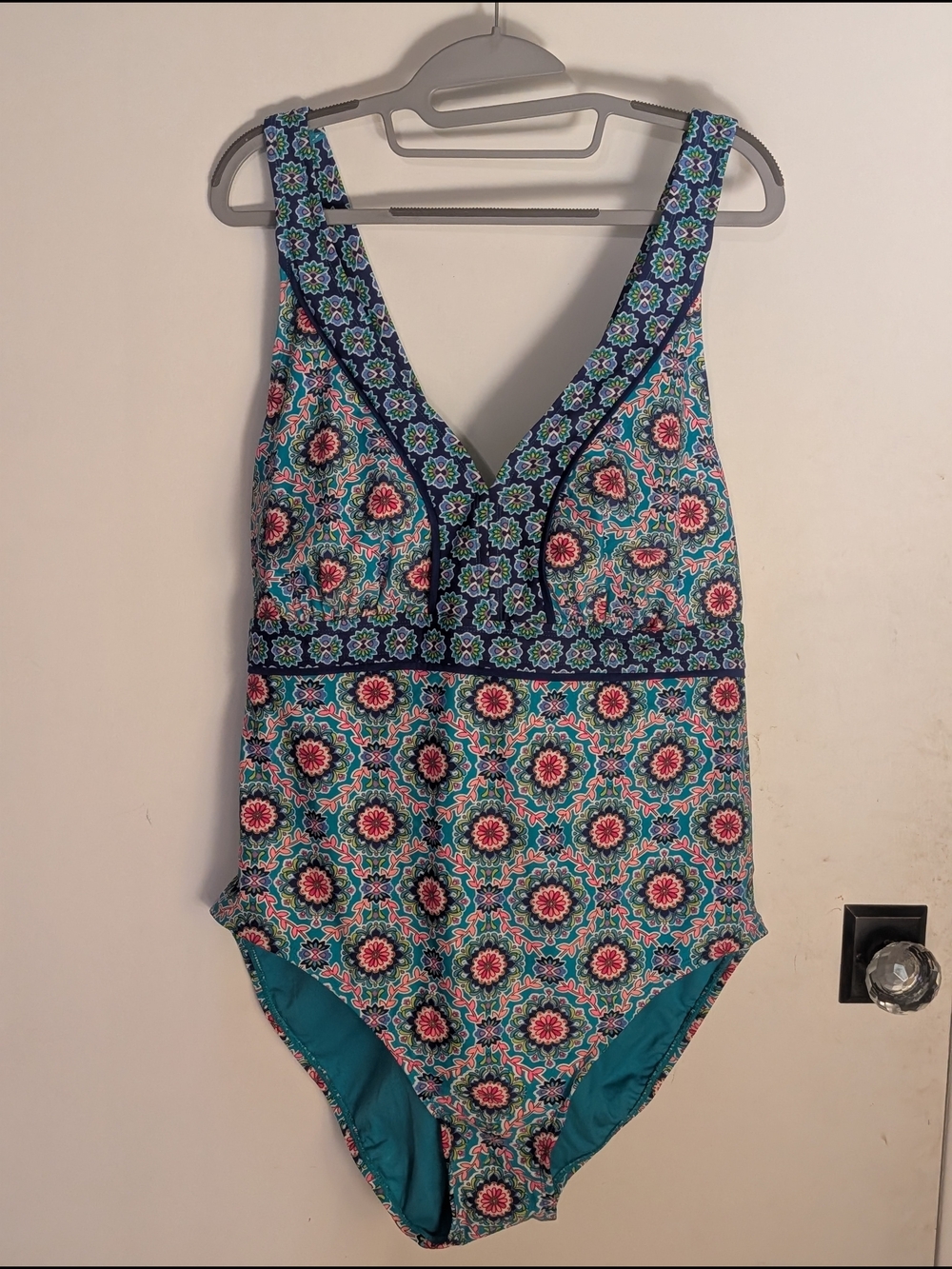 Women's 3x Floral Medallion One-Piece Swimsuit - Teal & Pink